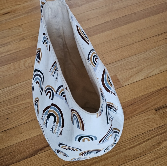 Rainbow storage hanging basket - Picture 6 of 6